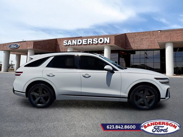 Used 2023 Genesis GV70 2.5T w/ Sport Prestige Package AWD/4WD image 2