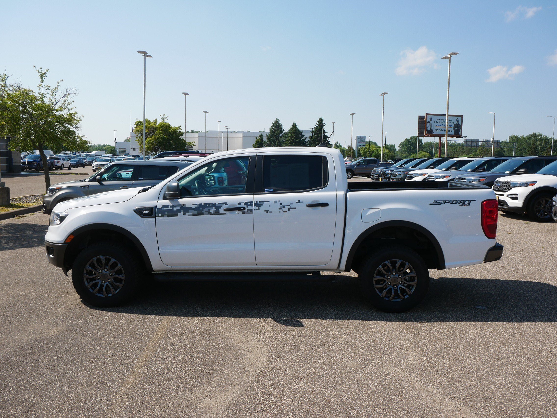 Certified 2022 Ford Ranger XLT w/ Equipment Group 301A Mid AWD/4WD image 4