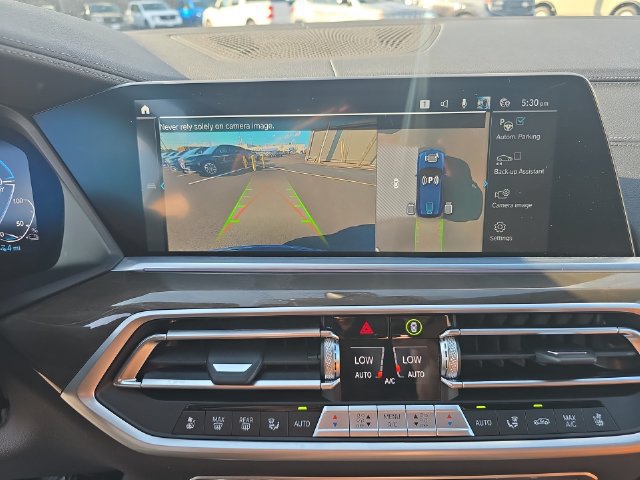 Used 2022 BMW X5 xDrive45e AWD/4WD image 17