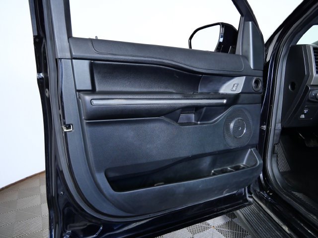Certified 2021 Ford Expedition XLT w/ Black Accent Package AWD/4WD image 16