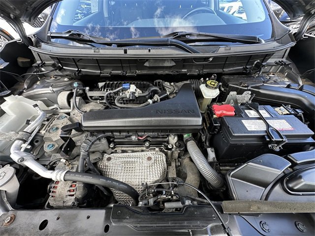 Used 2020 Nissan Rogue SV image 32