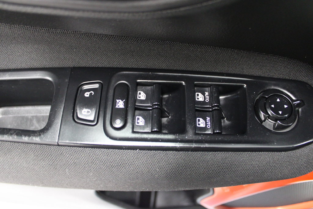 Used 2020 Jeep Renegade Sport AWD/4WD image 13