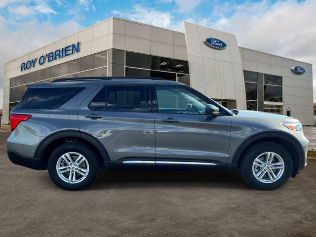 Certified 2024 Ford Explorer XLT w/ Equipment Group 202A AWD/4WD image 6