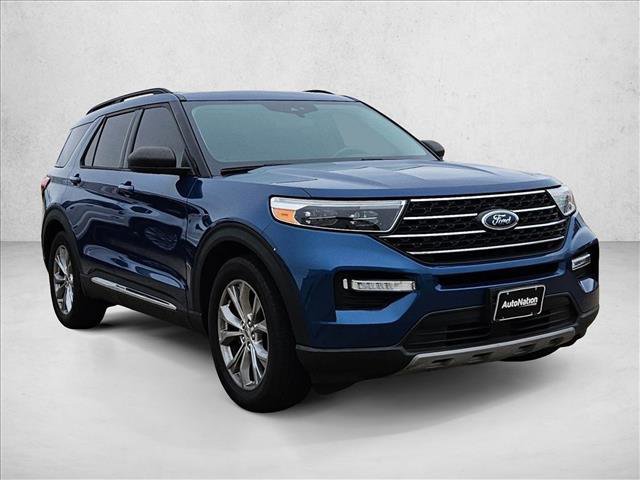 Certified 2021 Ford Explorer XLT w/ Equipment Group 202A RWD image 3