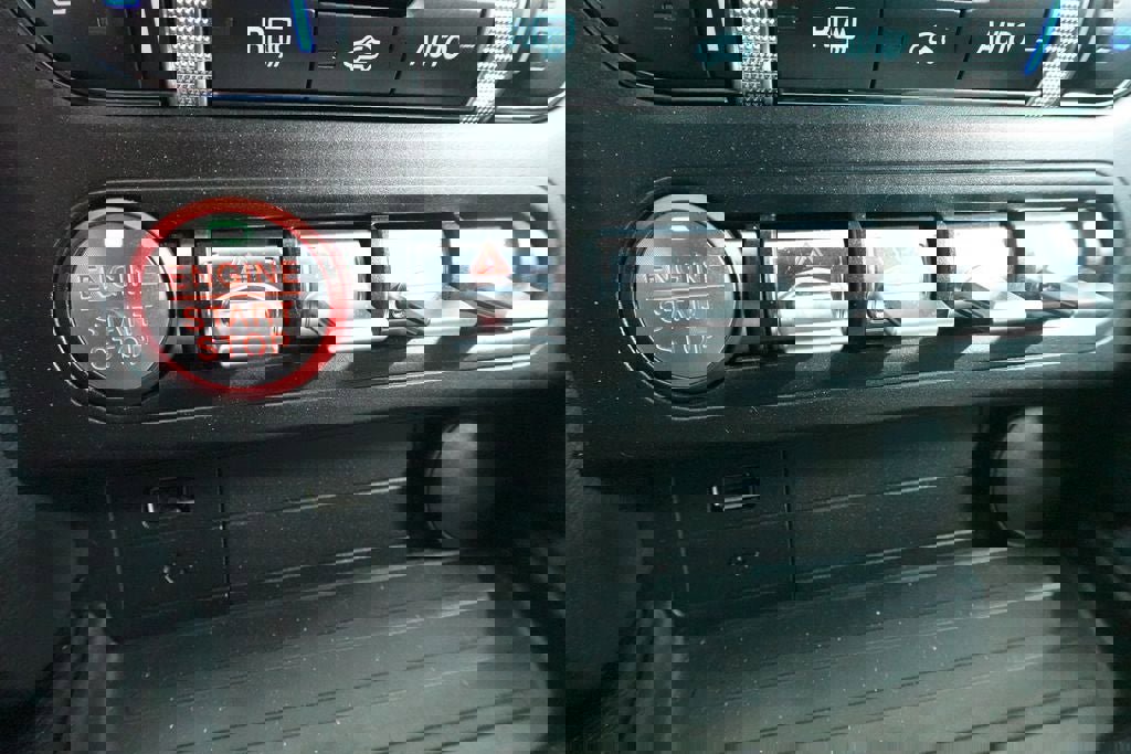 Certified 2019 Ford Mustang Bullitt w/ Bullitt Electronics Package RWD image 21