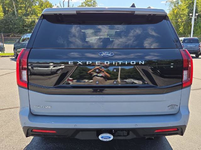 Certified 2025 Ford Expedition Active AWD/4WD image 35