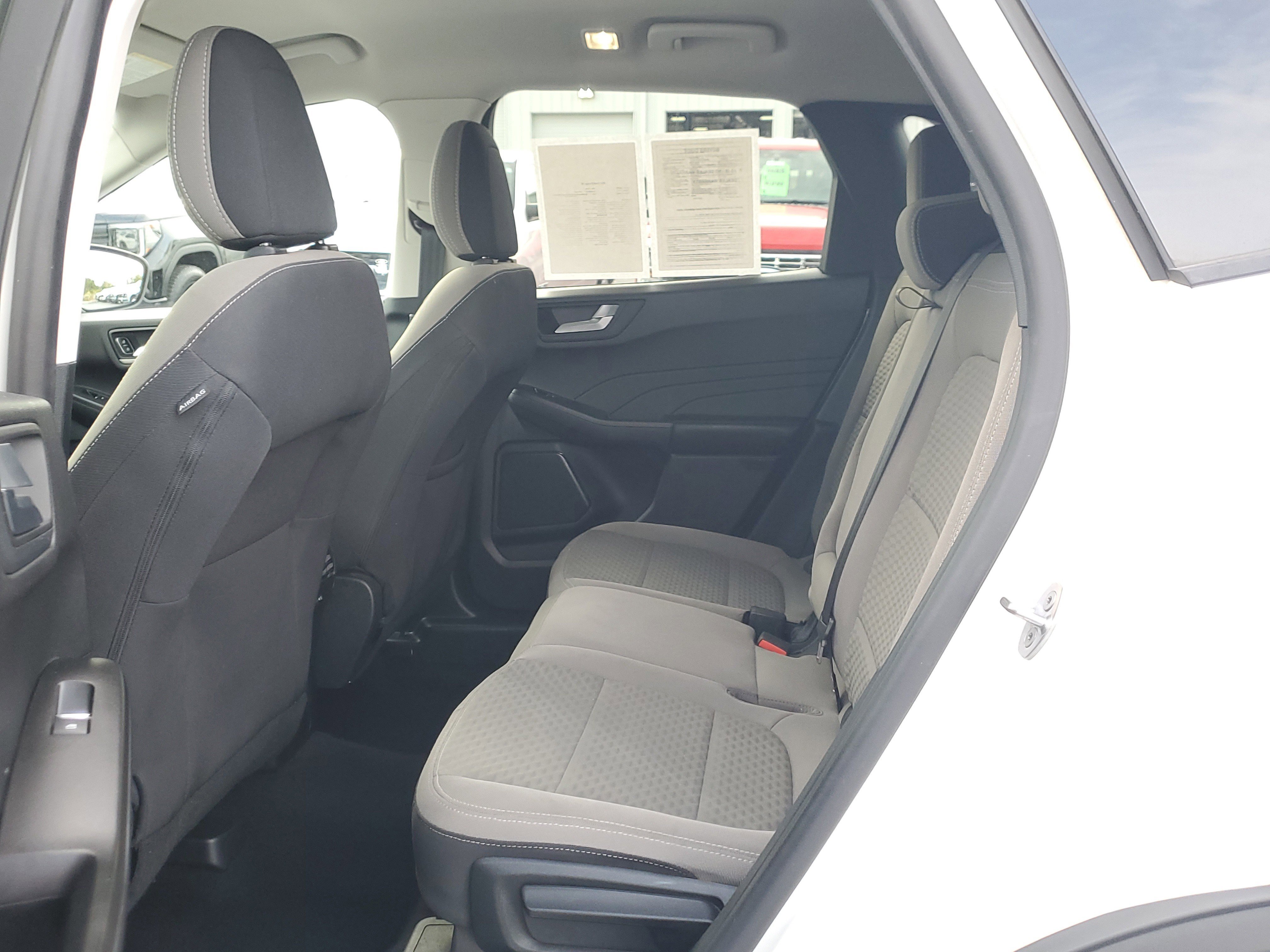 Certified 2021 Ford Escape SE w/ SE Sport Appearance Package image 12