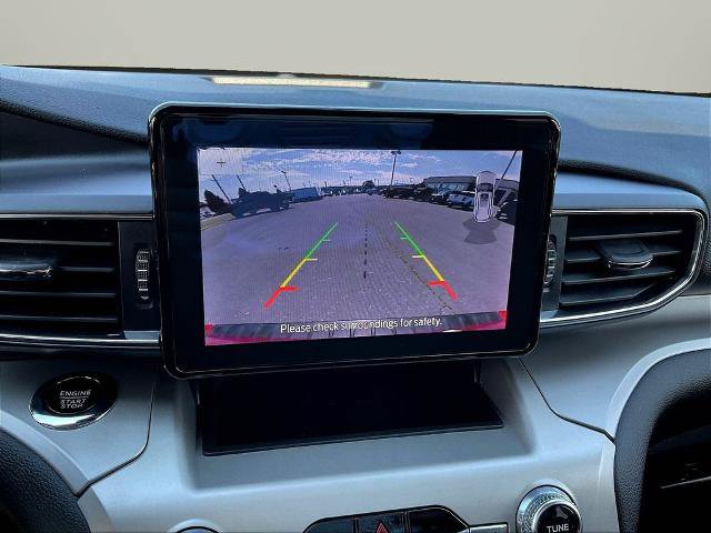 Certified 2023 Ford Explorer XLT w/ Equipment Group 202A AWD/4WD image 14
