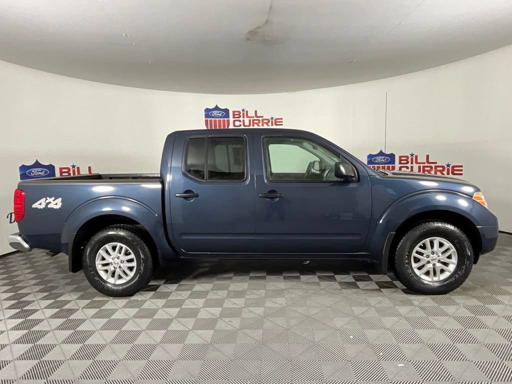 Used 2019 Nissan Frontier SV AWD/4WD image 2