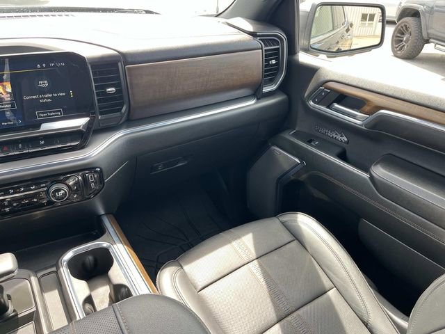 Used 2024 Chevrolet Silverado 1500 High Country w/ High Country Premium Package image 15