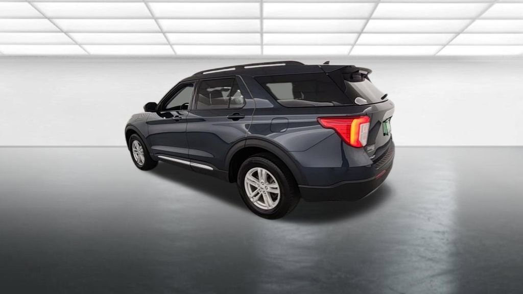 Certified 2024 Ford Explorer XLT w/ Equipment Group 202A image 7