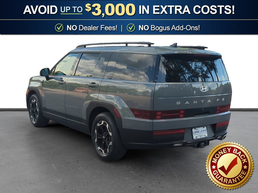 Used 2025 Hyundai Santa Fe SEL FWD image 4