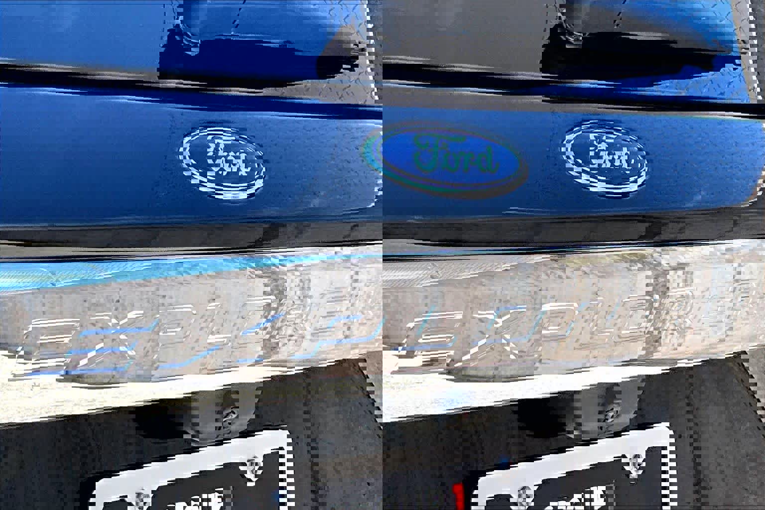 Certified 2023 Ford Explorer XLT w/ Equipment Group 202A AWD/4WD image 32