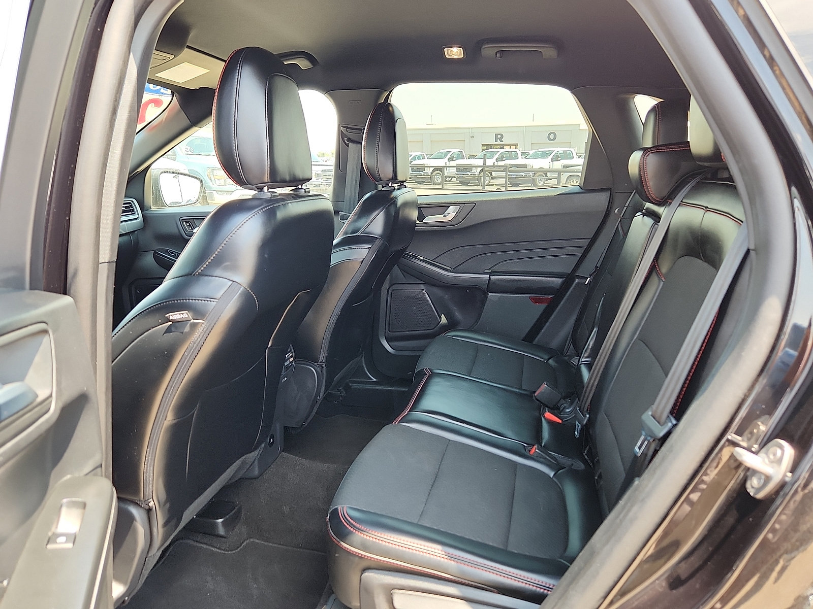 Certified 2025 Ford Escape ST-Line FWD image 9