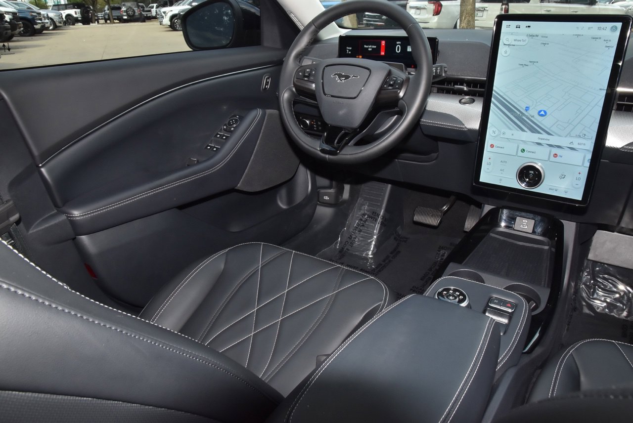 Certified 2023 Ford Mustang Mach-E Select RWD image 15