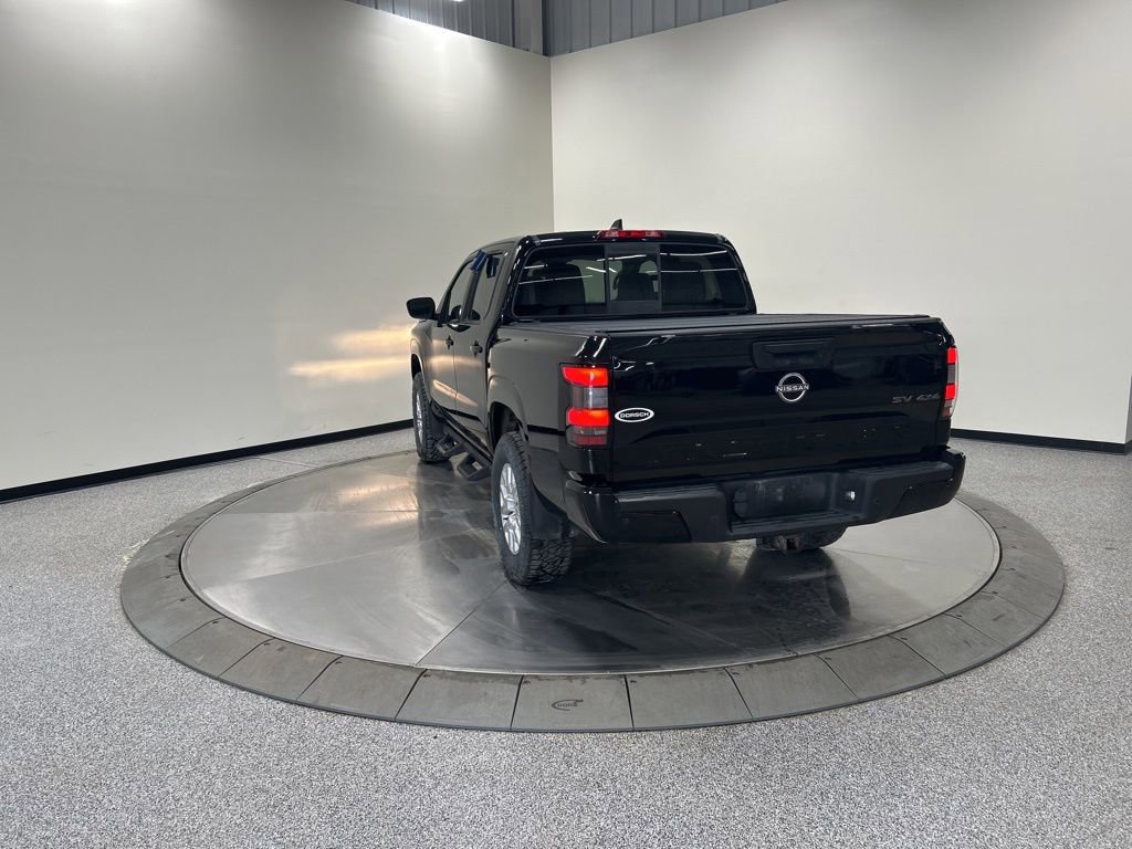 Used 2022 Nissan Frontier SV image 3