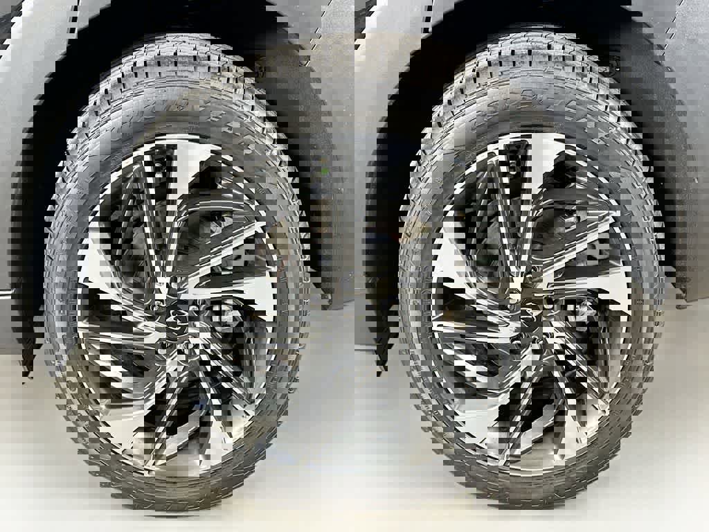 Used 2021 Hyundai Tucson Sport w/ Cargo Package image 8