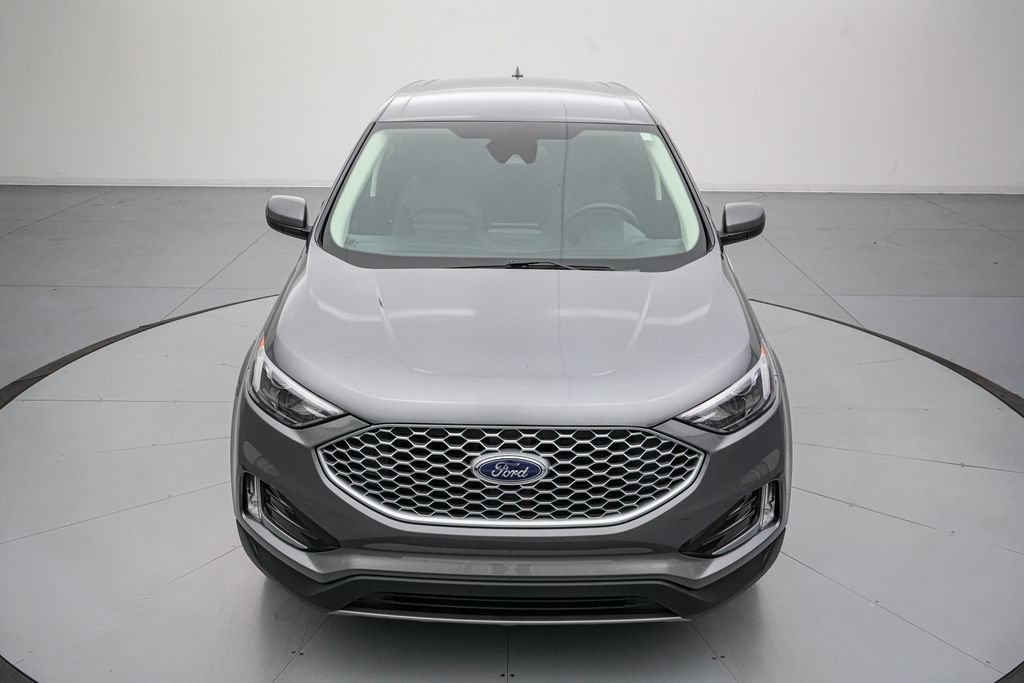 Certified 2024 Ford Edge SEL w/ Convenience Package AWD/4WD image 9