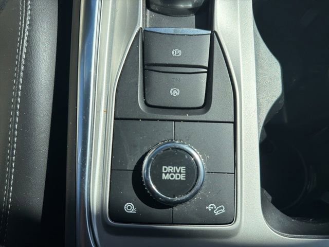 Certified 2023 Ford Explorer XLT w/ Equipment Group 202A AWD/4WD image 40