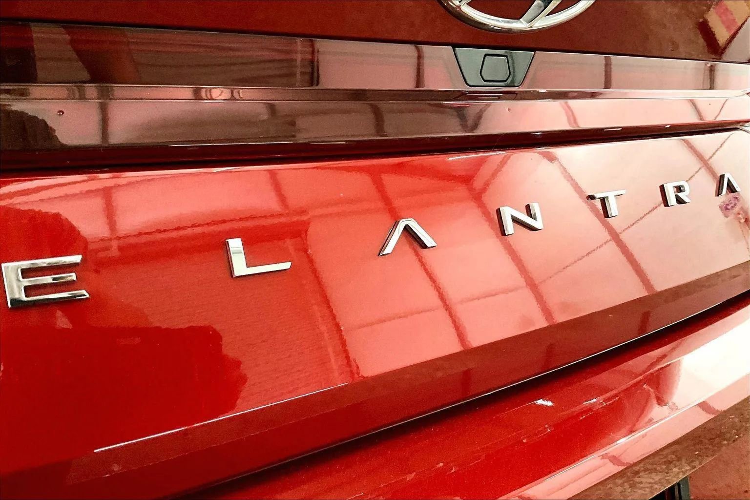 Used 2023 Hyundai Elantra SEL w/ Convenience Package image 13