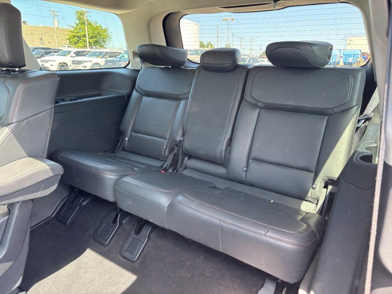 Certified 2025 Ford Expedition Active AWD/4WD image 13