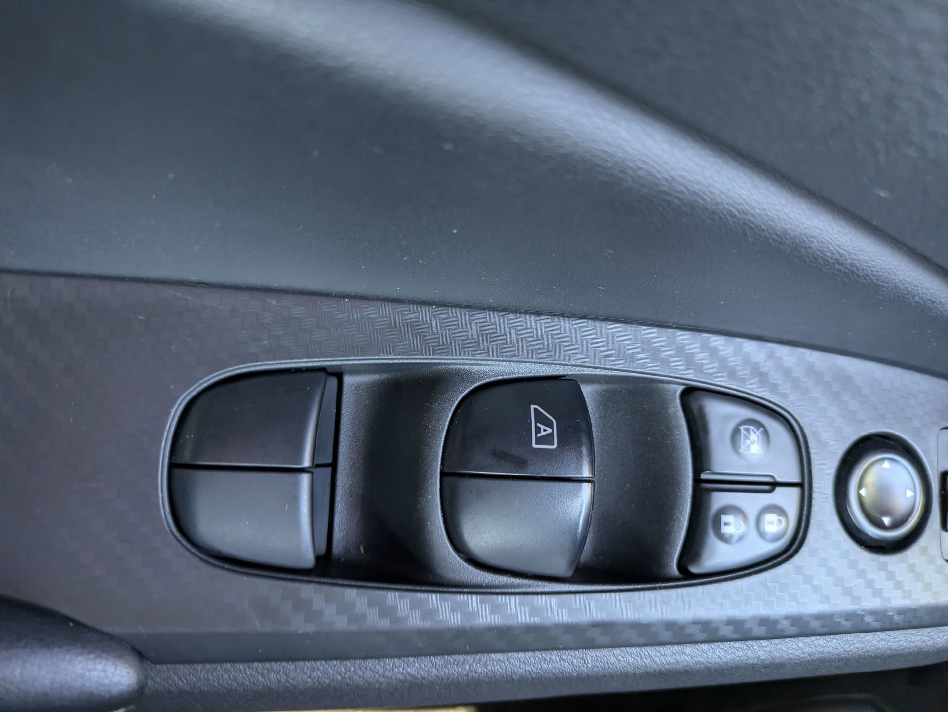 Used 2024 Nissan Altima 2.5 SV image 26