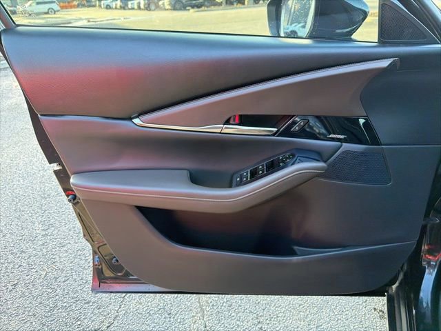 Used 2020 MAZDA CX-30 Premium image 18