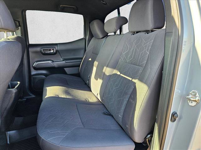 Used 2019 Toyota Tacoma TRD Off-Road w/ Technology Package image 20