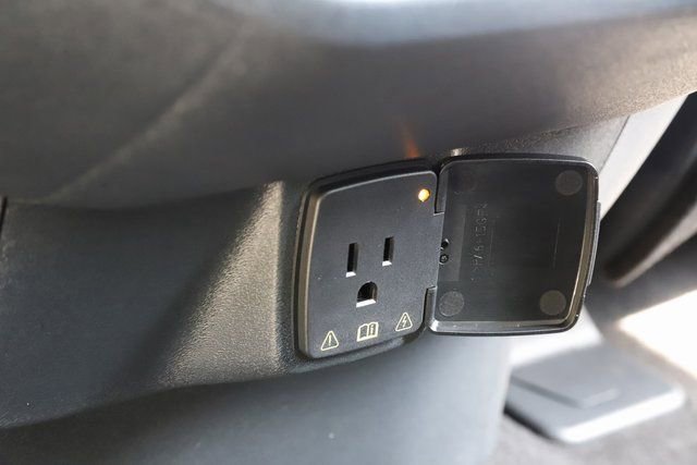 Certified 2025 Ford Expedition Platinum w/ Driver's Package image 21