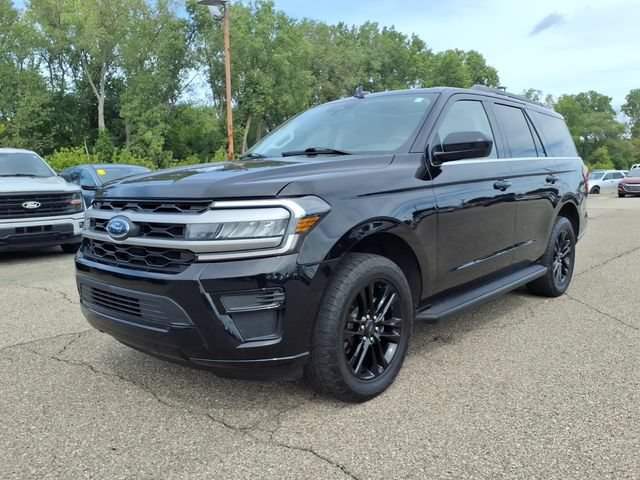 Certified 2024 Ford Expedition XLT AWD/4WD image 3