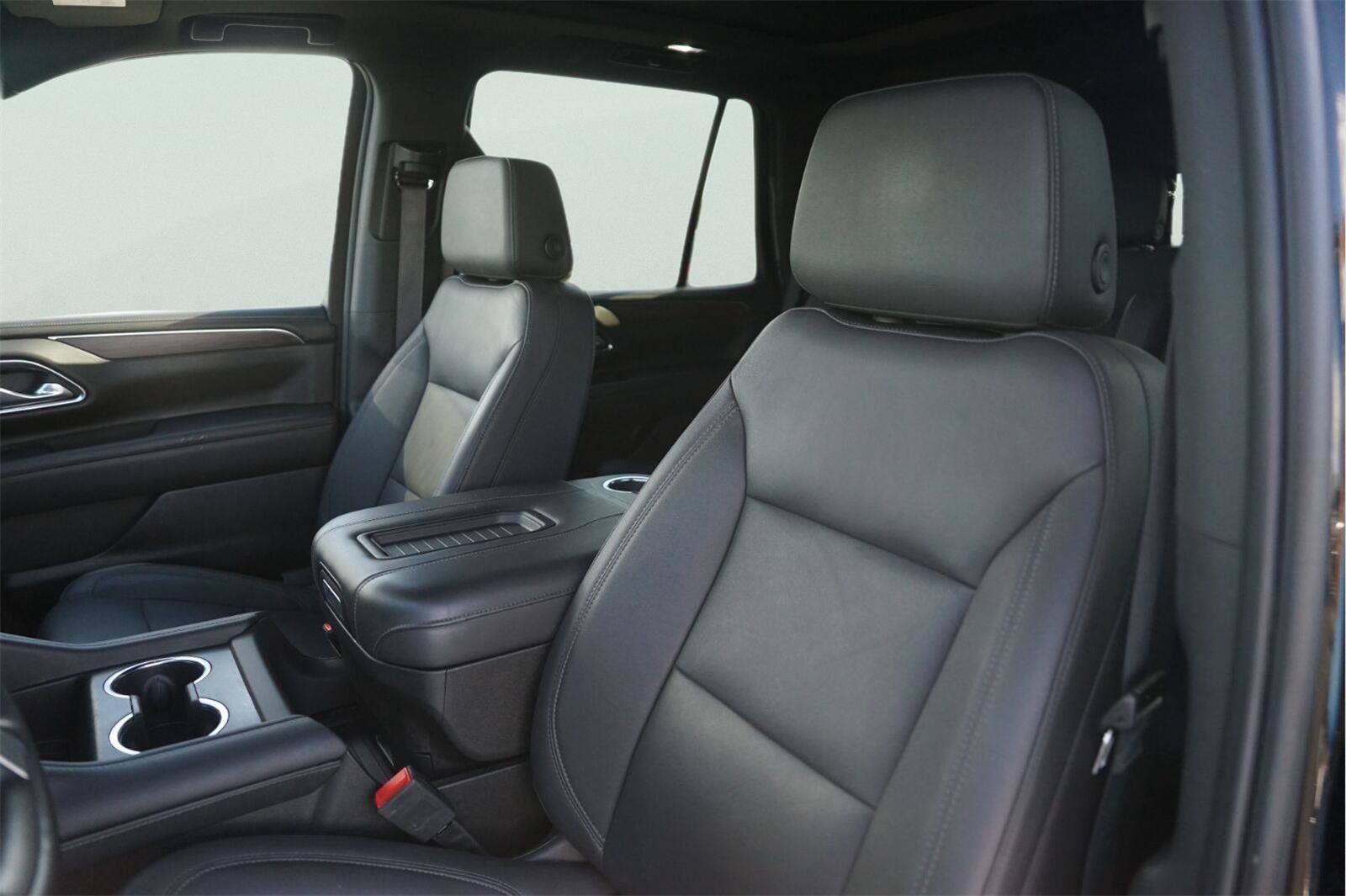 Used 2023 Chevrolet Tahoe LT w/ LT Signature Plus Package RWD image 10