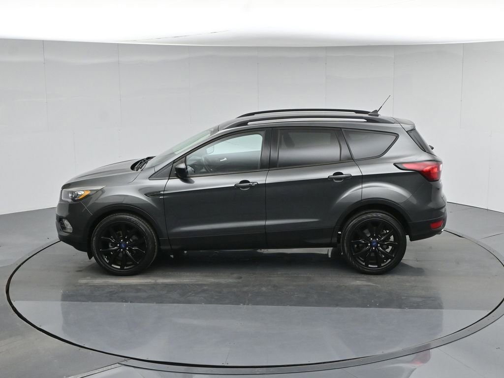 Certified 2019 Ford Escape SE image 25