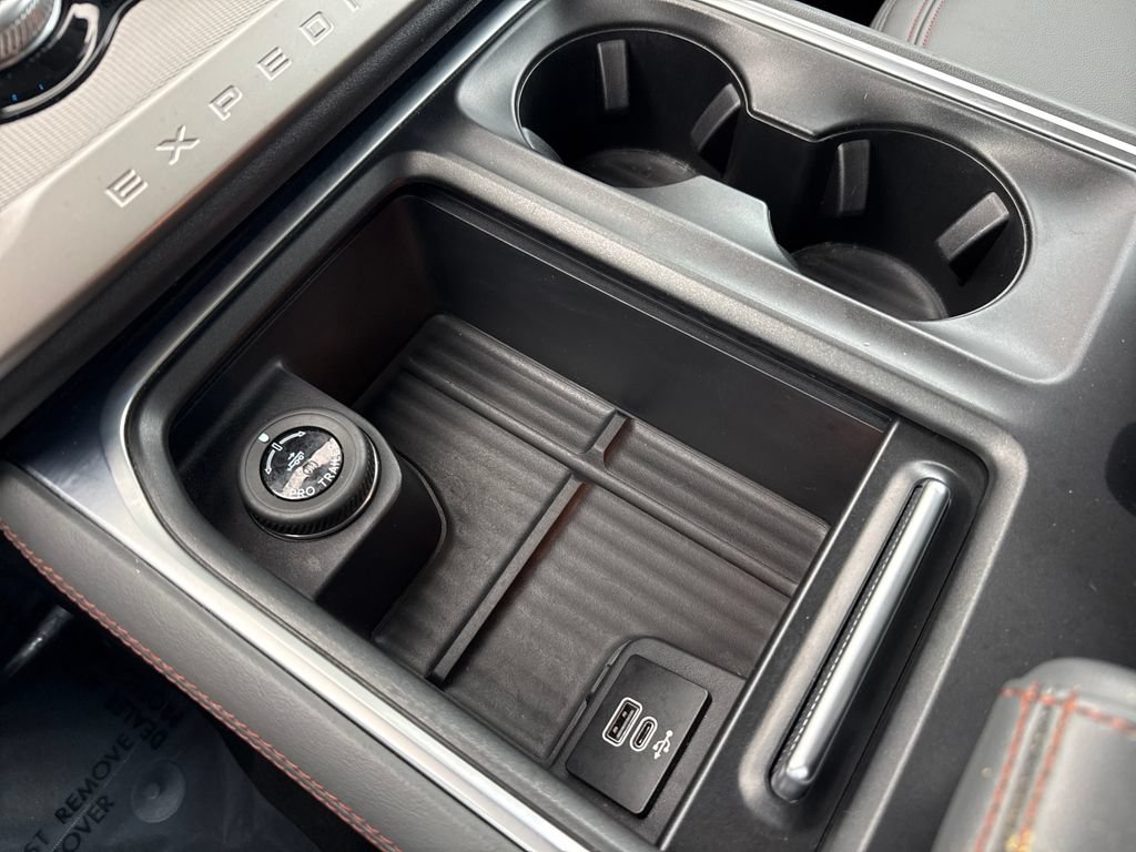 Certified 2025 Ford Expedition Active RWD image 24