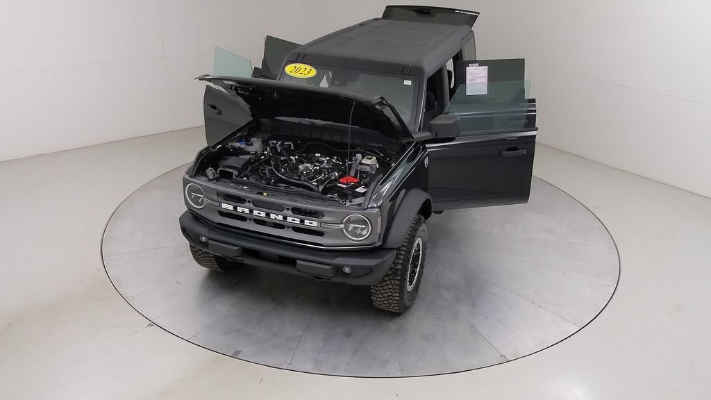 Certified 2023 Ford Bronco Big Bend w/ Sasquatch Package AWD/4WD image 43
