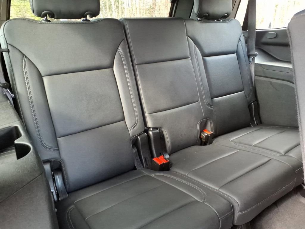 Used 2024 Chevrolet Tahoe LT image 15