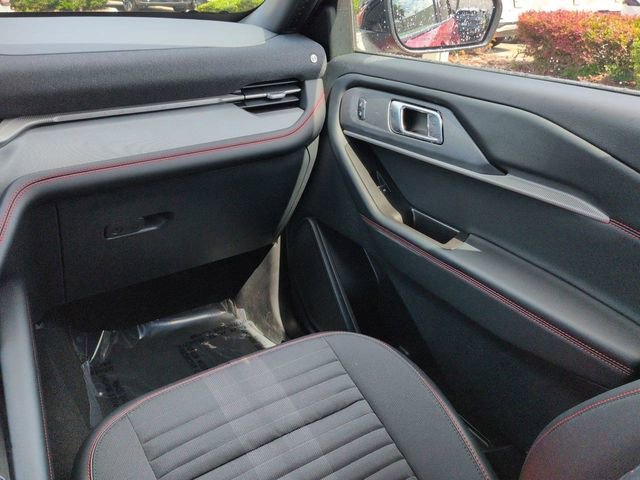 Certified 2026 Ford Explorer ST-Line RWD image 17