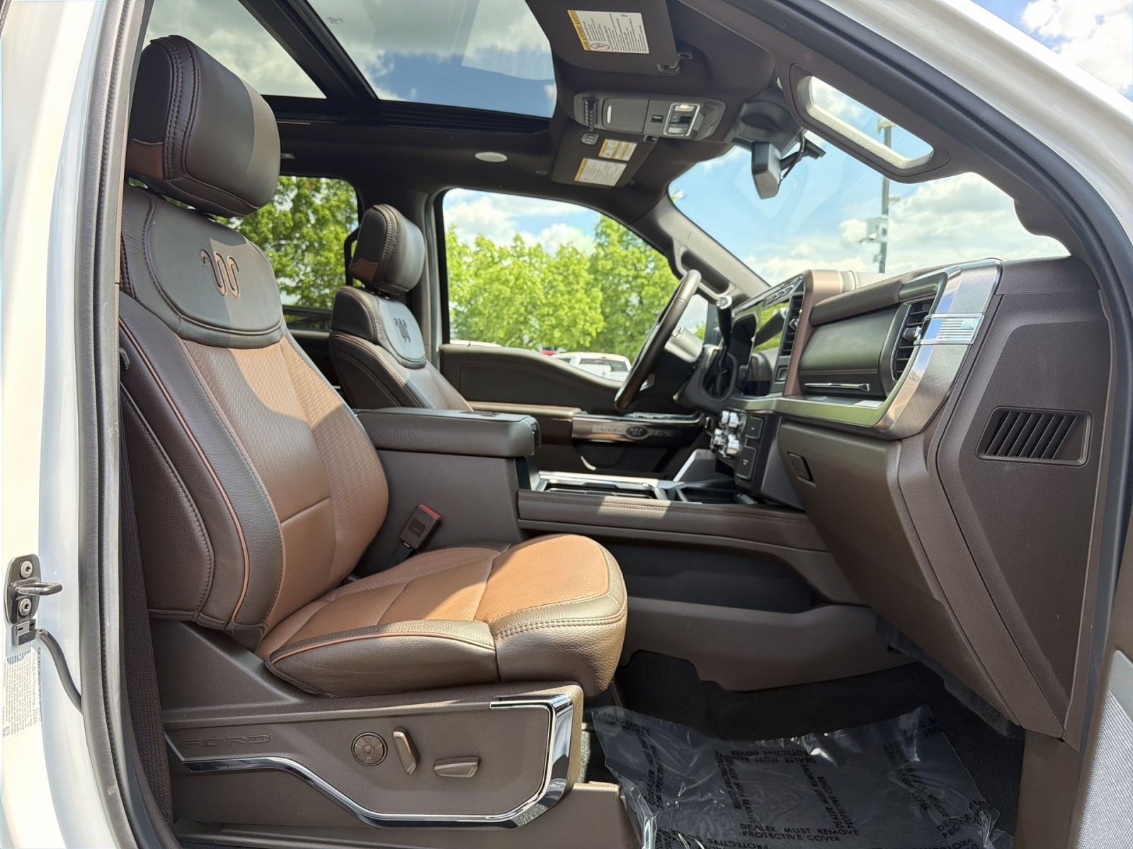 Certified 2024 Ford F350 King Ranch w/ Tremor Off-Road Package AWD/4WD image 36