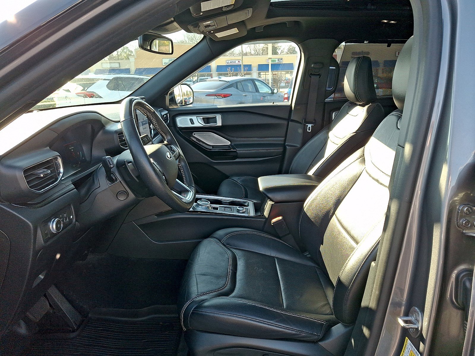 Certified 2021 Ford Explorer ST w/ Equipment Group 401A image 12