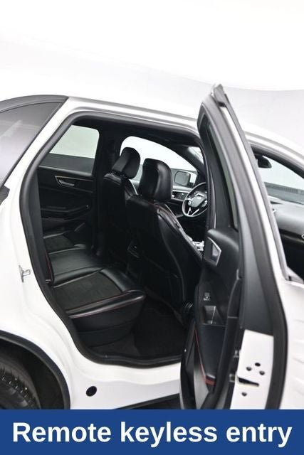 Certified 2024 Ford Edge ST-Line w/ Class II Trailer Tow Package AWD/4WD image 15