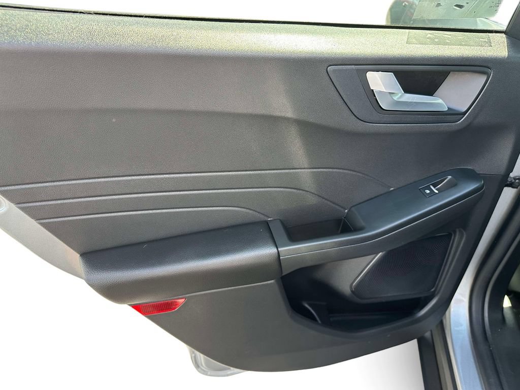 Certified 2024 Ford Escape ST-Line w/ Tech Pack #1 FWD image 11