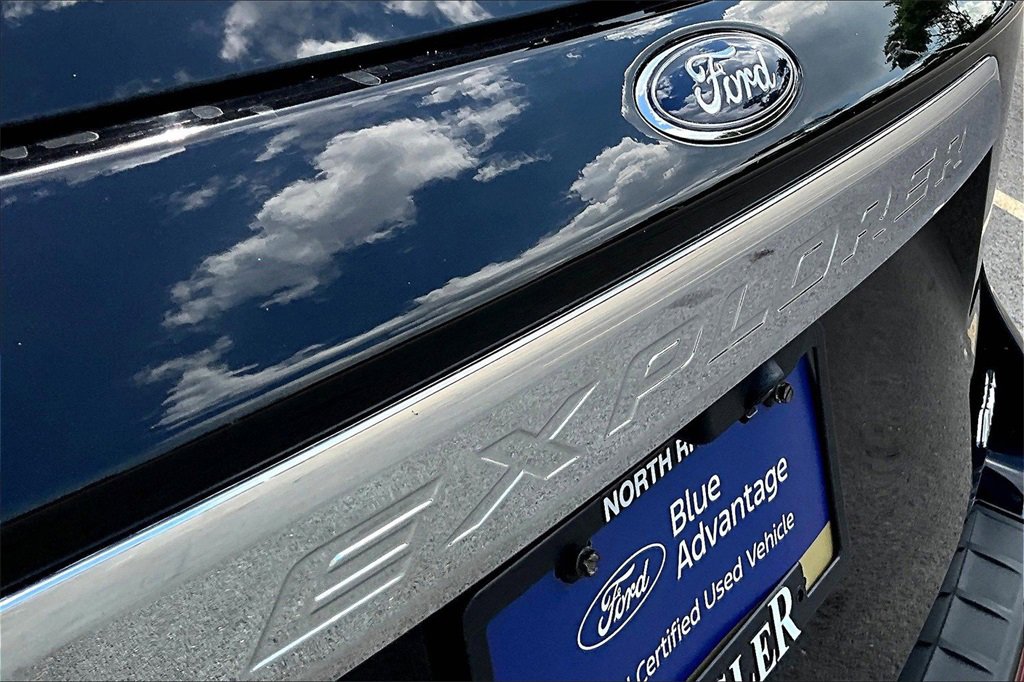 Certified 2022 Ford Explorer XLT w/ Class IV Trailer Tow Package image 30