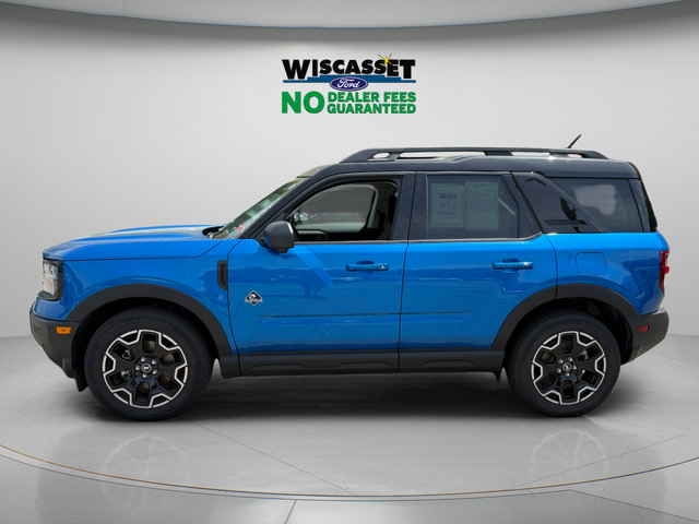 Certified 2025 Ford Bronco Sport Outer Banks w/ Outer Banks Tech Package+ AWD/4WD image 2