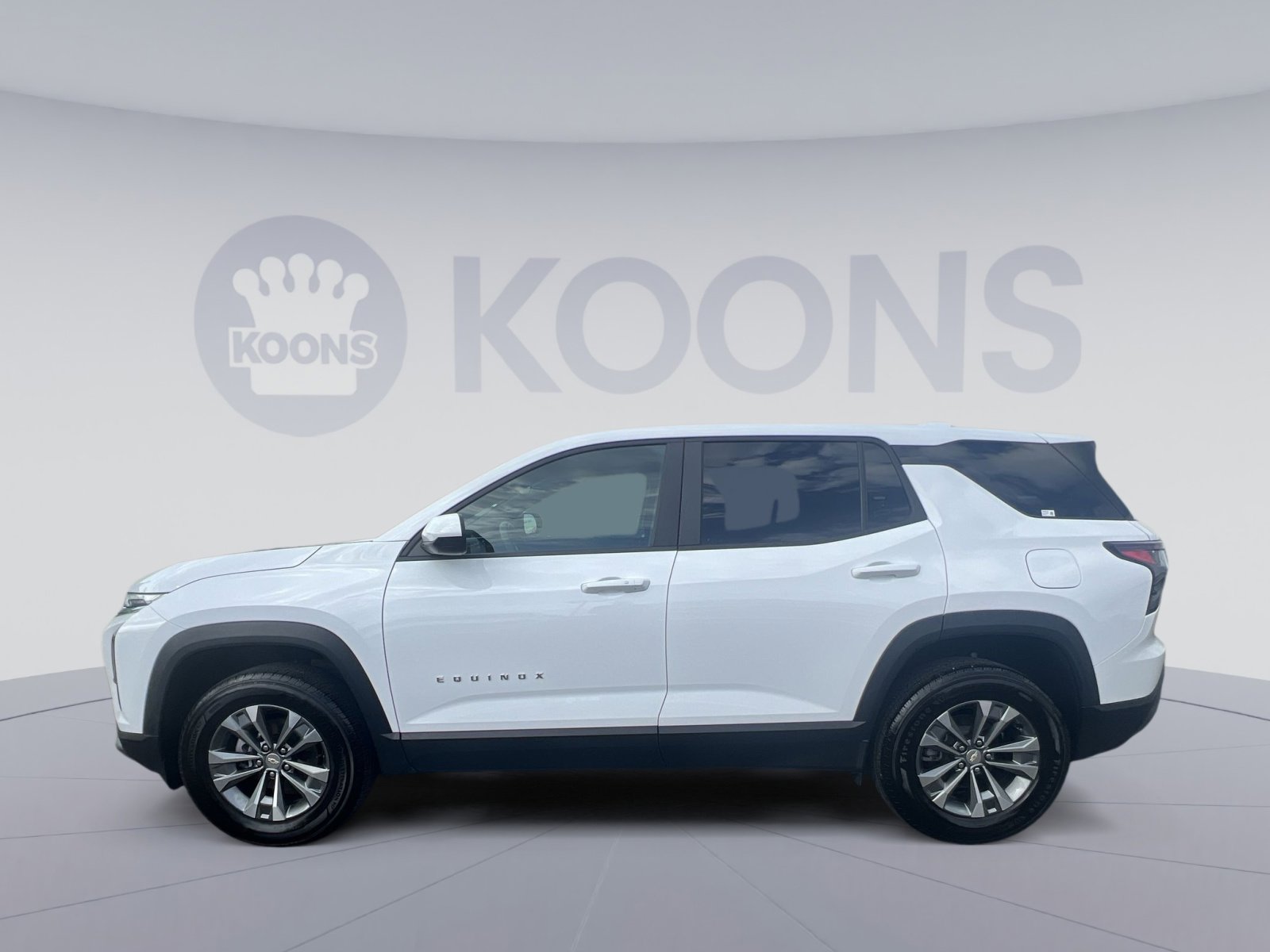 Used 2025 Chevrolet Equinox LT FWD image 7