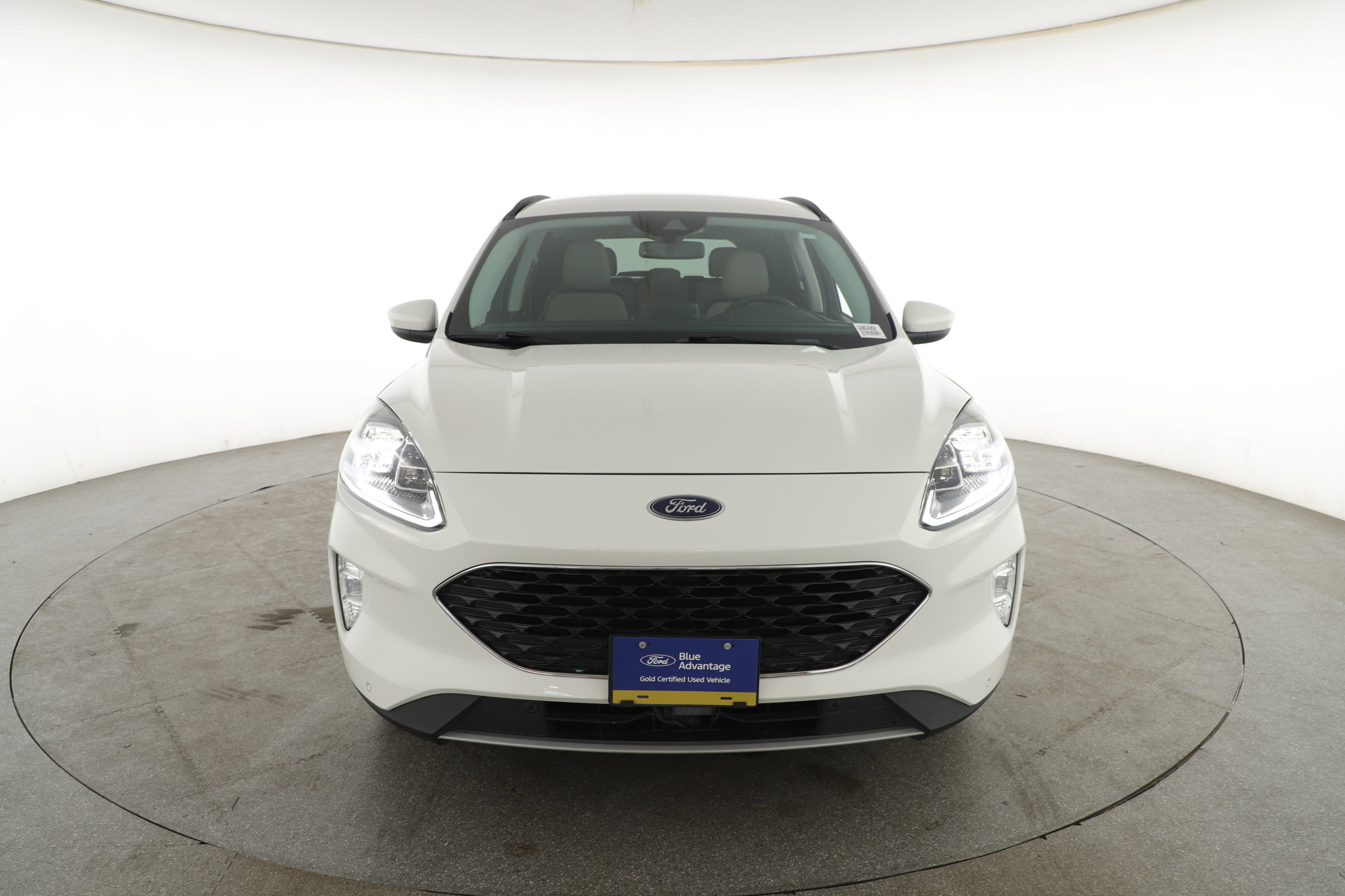 Certified 2021 Ford Escape Titanium image 4