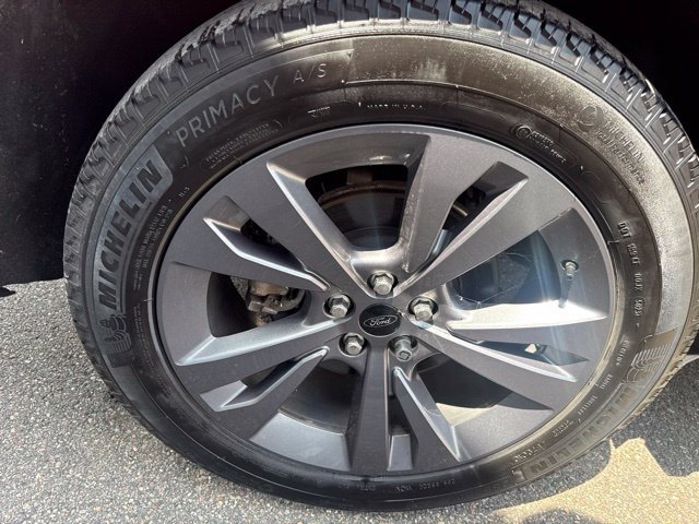 Certified 2024 Ford Explorer XLT w/ Equipment Group 202A AWD/4WD image 12