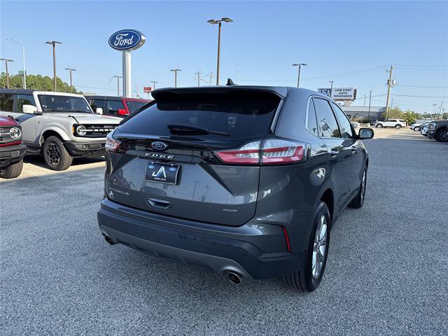 Certified 2022 Ford Edge Titanium AWD/4WD image 12