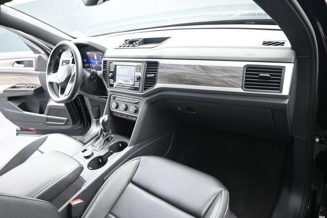Used 2022 Volkswagen Atlas Cross Sport SE AWD/4WD image 28