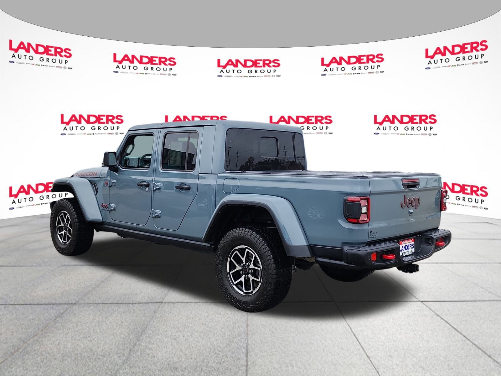 Used 2024 Jeep Gladiator Rubicon image 5