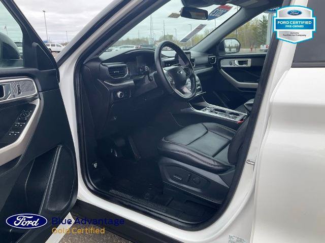 Certified 2023 Ford Explorer XLT w/ Equipment Group 202A AWD/4WD image 4