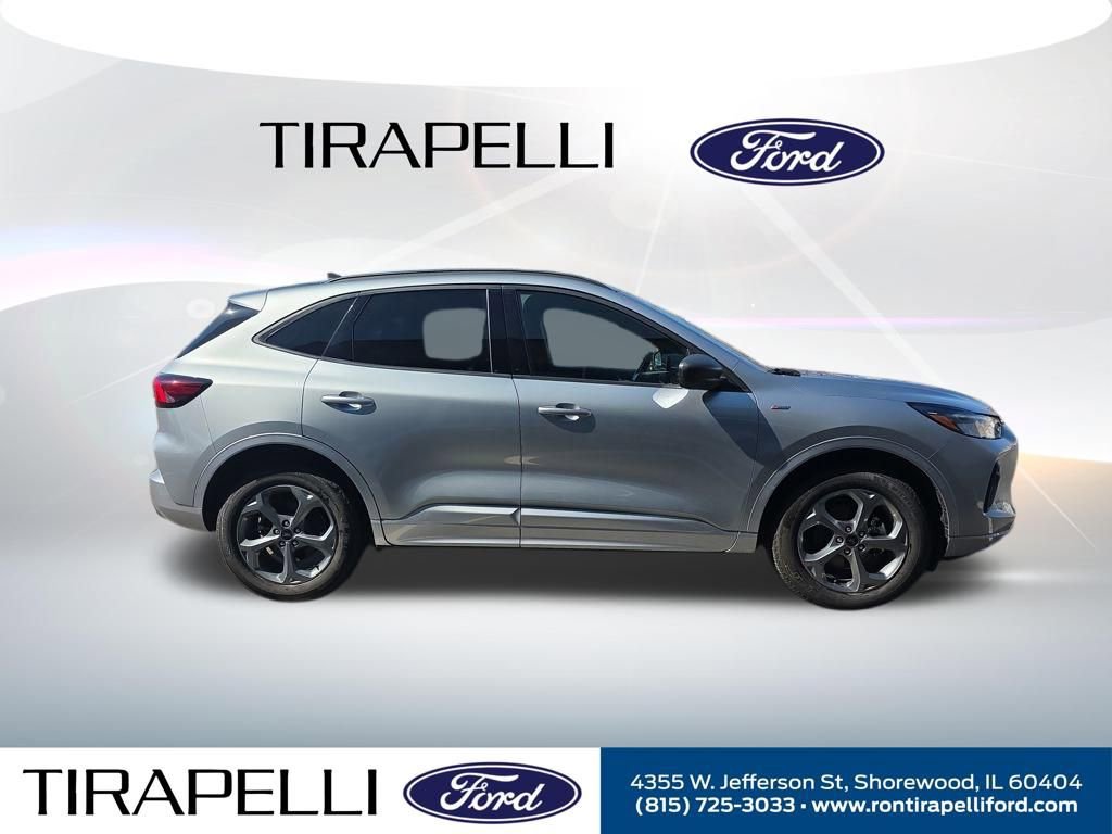 Certified 2024 Ford Escape ST-Line w/ Tech Pack #1 AWD/4WD image 8